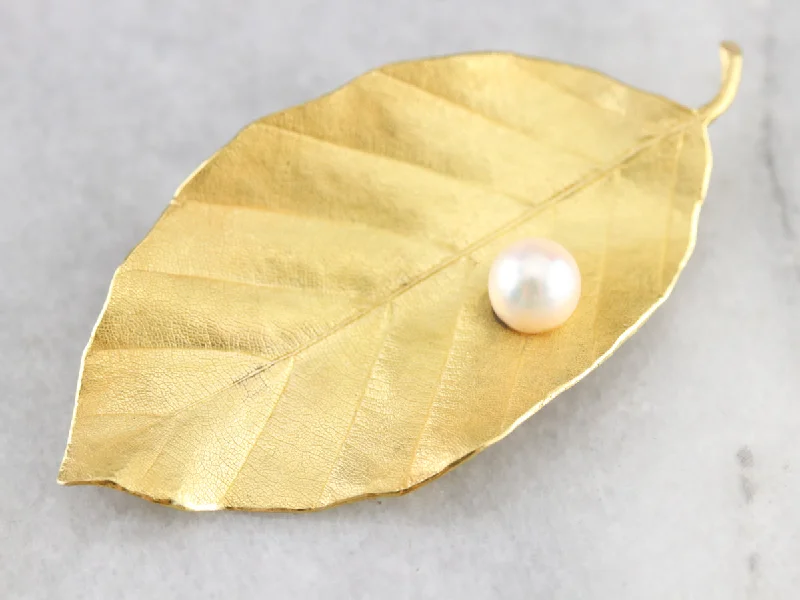 Ladies family glow brooches -High Karat Gold Pearl Leaf Brooch