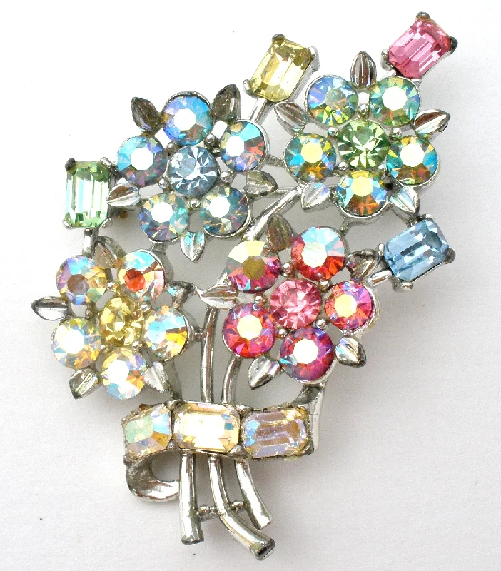 Ladies energy pulse brooches -Lisner Flower Rhinestone Brooch Pin Vintage