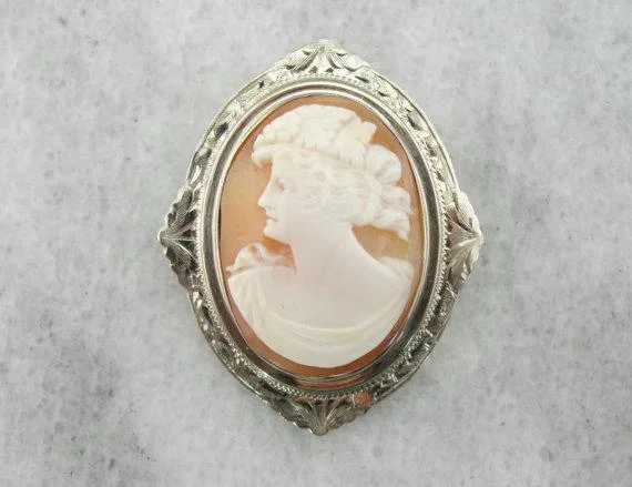 Ladies coin shine brooches -Engraved Flat Bezel Edge Antique Cameo Brooch