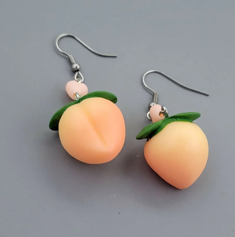 Ladies Earrings Wave Glow-Barnyard Finds: Peach Earrings