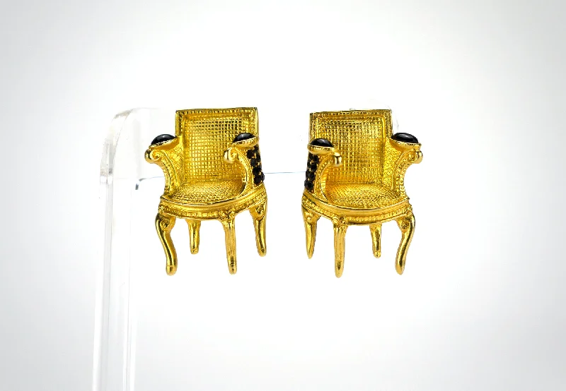 Ladies Earrings with Cream Howlite-Gilded Bergère Chairs Earrings by Karl Lagerfeld