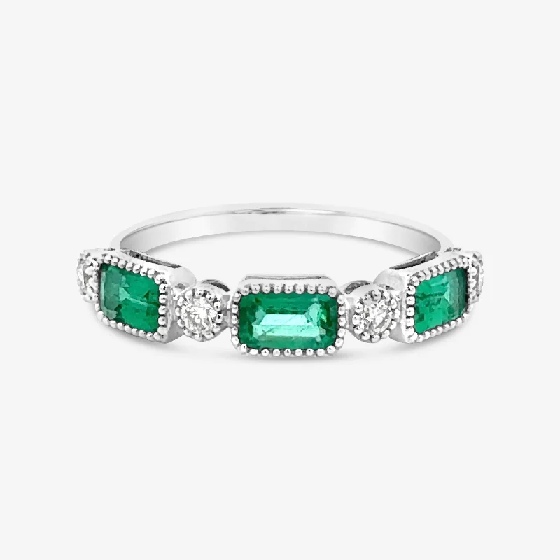 Ladies Rings for Gala Shine-Bezel Set Emerald & Diamond Ring