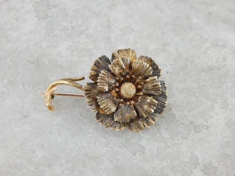 Ladies warm gleam brooches -Antique Textured Green and Yellow Gold Daisy Brooch